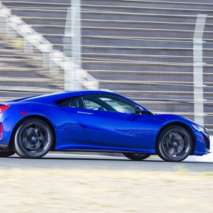 2017-acura-nsx_100531733_l.jpg